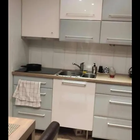 1 Sleeping Appartement *